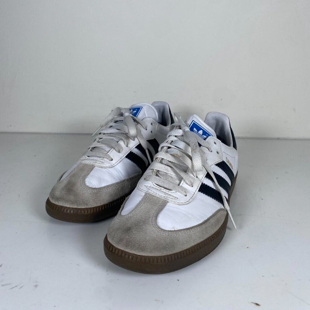 Leather Suede Low Top Streetwear Soccer Sneakers - Picture 2 of 6